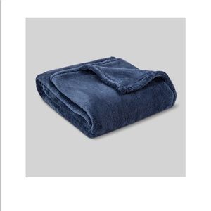 Blue Throwblanket